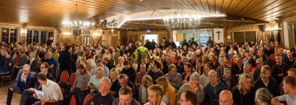Volles Haus in Rott.